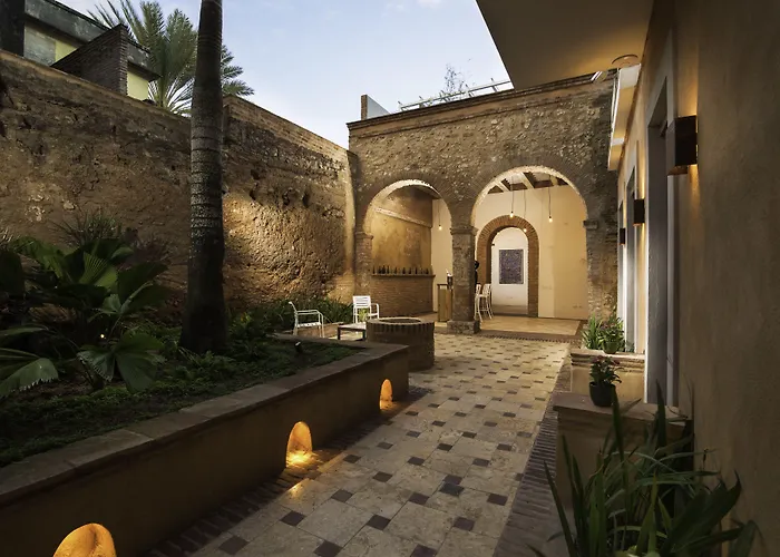 Luca Hotel